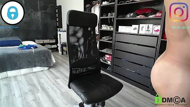 Snapshot of samricci21 chatting on March 16, 2026, 1:26 pm samricci21 online show from March 16, 2026, 1:26 pm