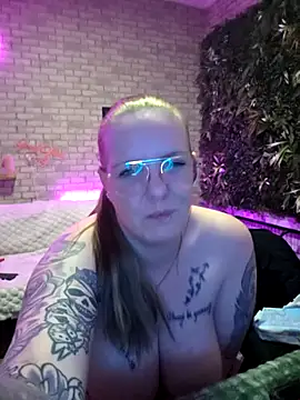 Melissa1994- online show from May 8, 2026, 1:31 am