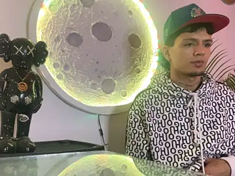 andersonZ998 online show from November 30, 2025, 5:19 am