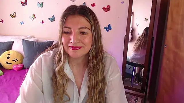 Snapshot of Jolie-Mature chatting on January 28, 2025, 8:36 pm Jolie-Mature online show from January 28, 2025, 8:36 pm