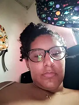 Snapshot of DanielleEvans_ chatting on February 27, 2025, 8:42 pm DanielleEvans online show from February 27, 2025, 8:42 pm