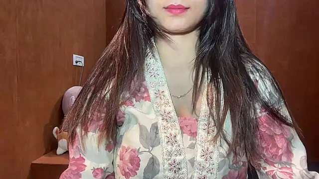 Snapshot of riya_stream chatting on February 16, 2026, 5:28 am riya stream online show from February 16, 2026, 5:28 am