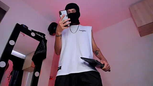 Samuel Suarez online show from December 19, 2025, 3:03 pm