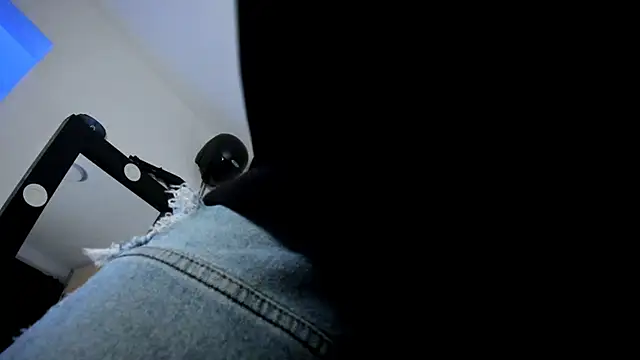 Samuel Suarez online show from November 26, 2025, 4:34 am