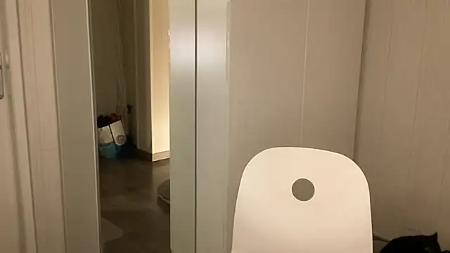 FABIOGLASSES online show from November 27, 2025, 10:43 pm