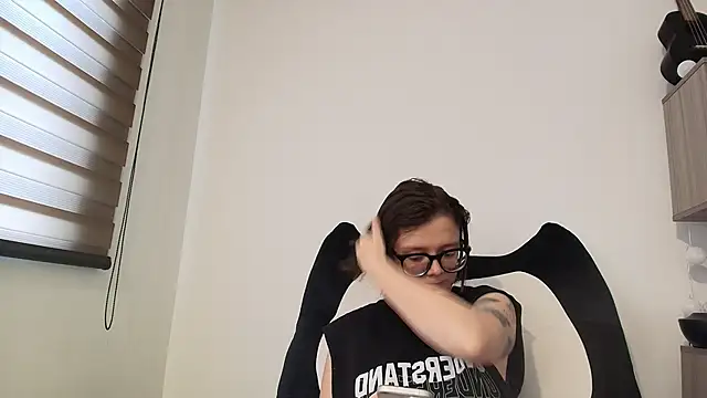 Snapshot of Arya_starrk chatting on March 6, 2026, 2:45 pm Arya starrk online show from March 6, 2026, 2:45 pm