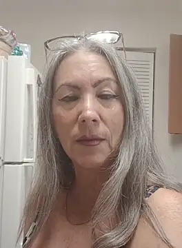 Snapshot of EvaRobinson chatting on September 25, 2025, 1:17 pm EvaRobinson online show from September 25, 2025, 1:17 pm