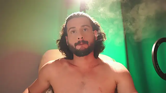 Snapshot of Keen___Luckystrike chatting on November 12, 2025, 9:51 pm Keen Luckystrike online show from November 12, 2025, 9:51 pm