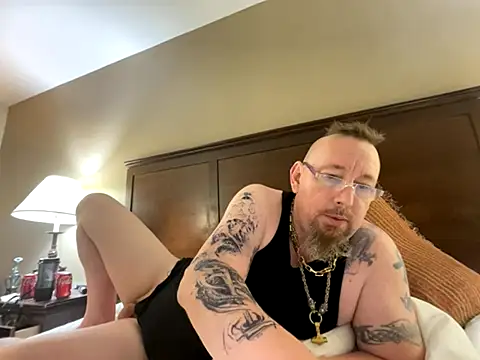 Snapshot of Littledick007007 chatting on October 9, 2025, 6:41 pm Littledick007007 online show from October 9, 2025, 6:41 pm