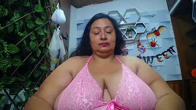 TistMature online show from October 24, 2025, 1:21 pm