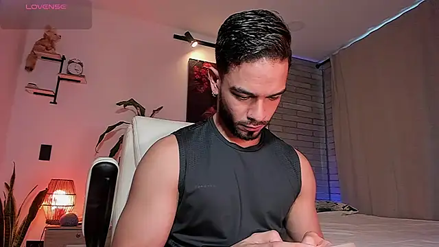 Snapshot of Josseph1_ chatting on July 14, 2026, 10:49 pm Josseph1 online show from July 14, 2026, 10:49 pm