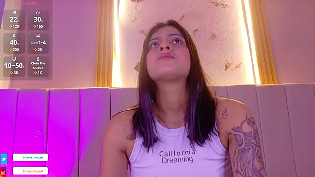 Snapshot of Megan_browns1 chatting on February 2, 2026, 1:21 pm Megan browns1 online show from February 2, 2026, 1:21 pm