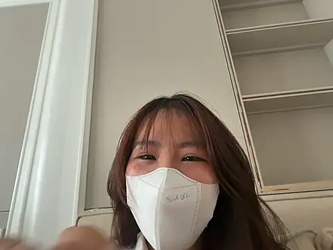 Snapshot of Onee-Chew chatting on July 5, 2026, 4:19 am Onee-Chew online show from July 5, 2026, 4:19 am