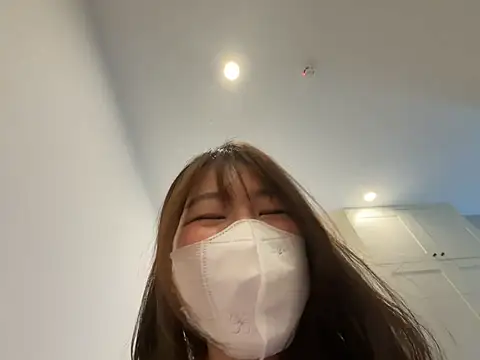 Snapshot of Onee-Chew chatting on August 1, 2026, 3:26 am Onee-Chew online show from August 1, 2026, 3:26 am