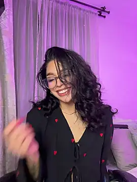 Snapshot of Samantha_Bernardo chatting on May 25, 2026, 2:55 am Samantha Bernardo online show from May 25, 2026, 2:55 am
