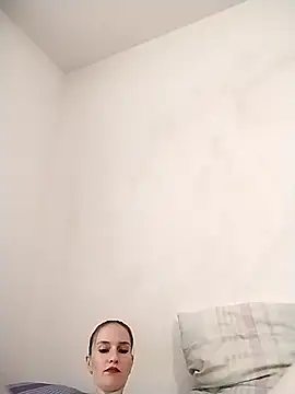 Snapshot of AimeeFair chatting on October 16, 2025, 9:06 am AimeeFair online show from October 16, 2025, 9:06 am