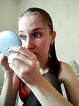 Snapshot of AimeeFair chatting on September 28, 2025, 1:07 pm AimeeFair online show from September 28, 2025, 1:07 pm