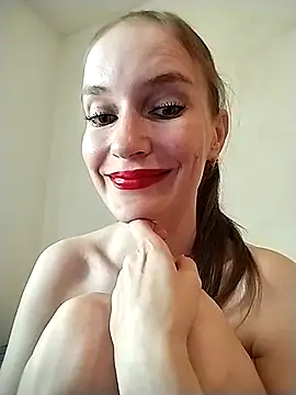 Snapshot of AimeeFair chatting on September 9, 2025, 2:37 pm AimeeFair online show from September 9, 2025, 2:37 pm