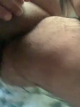 Snapshot of EmilianoGt chatting on November 3, 2025, 8:56 pm EmilianoGt online show from November 3, 2025, 8:56 pm