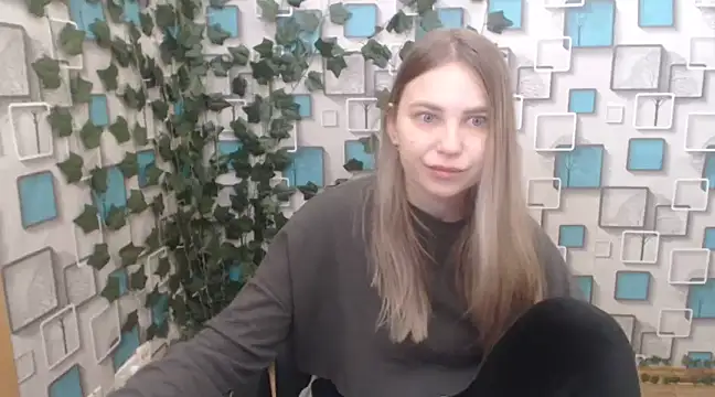 Snapshot of klerkarina chatting on February 9, 2025, 5:40 am klerkarina online show from February 9, 2025, 5:40 am