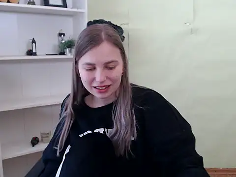 Snapshot of klerkarina chatting on February 23, 2025, 8:39 am klerkarina online show from February 23, 2025, 8:39 am