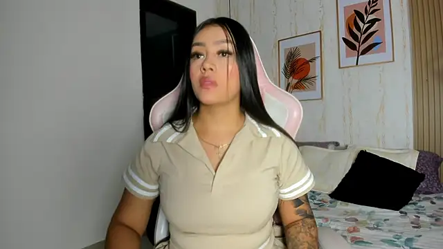 Snapshot of CameronCollins_ chatting on March 13, 2025, 7:39 pm CameronCollins online show from March 13, 2025, 7:39 pm