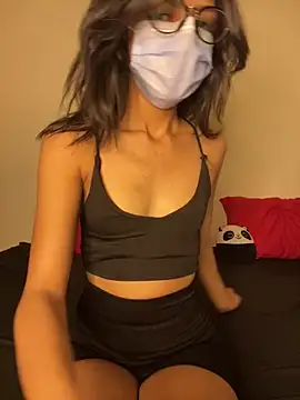 morrocoXcute online show from September 18, 2025, 10:13 pm