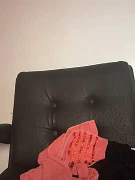 Snapshot of morrocoXcute chatting on March 4, 2026, 12:07 am morrocoXcute online show from March 4, 2026, 12:07 am