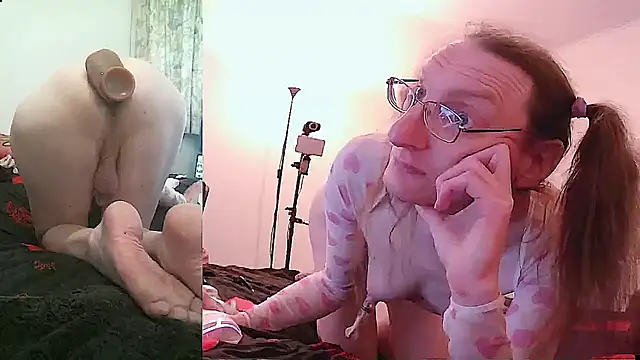 Snapshot of CDAdalyn chatting on October 21, 2025, 2:55 am CDAdalyn online show from October 21, 2025, 2:55 am