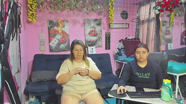 Snapshot of lesbiancuple chatting on May 28, 2026, 12:22 pm lesbiancuple online show from May 28, 2026, 12:22 pm