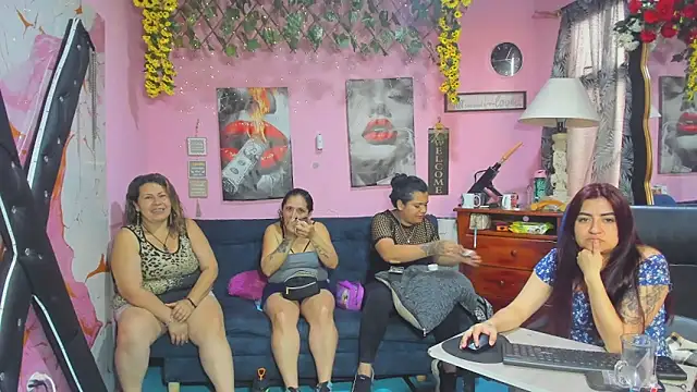Snapshot of lesbiancuple chatting on April 23, 2026, 12:29 pm lesbiancuple online show from April 23, 2026, 12:29 pm