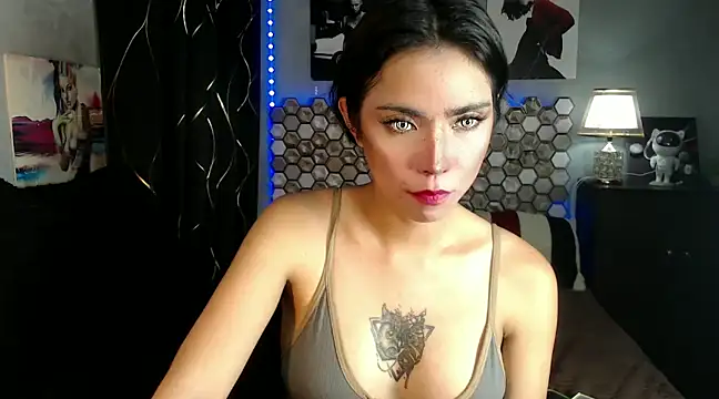 Snapshot of Hot_Metallica69 chatting on March 12, 2025, 6:51 am Hot Metallica69 online show from March 12, 2025, 6:51 am