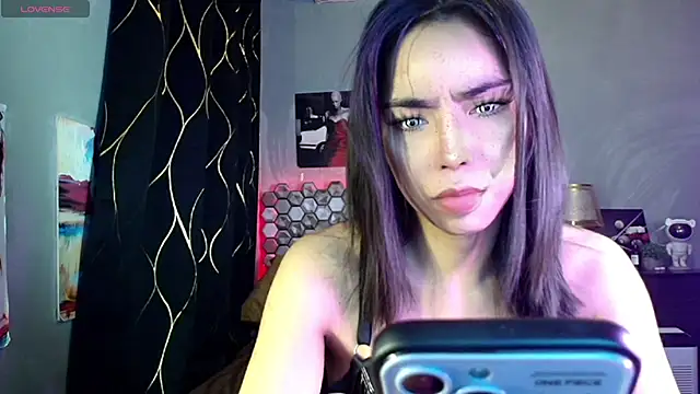 Snapshot of Hot_Metallica69 chatting on May 2, 2026, 12:21 pm Hot Metallica69 online show from May 2, 2026, 12:21 pm