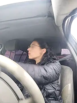 SquirtyMellissaLabia online show from October 4, 2025, 5:31 am