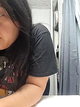 AriannaPena online show from October 12, 2025, 11:39 pm