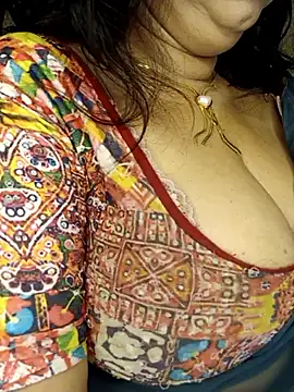 Snapshot of SIDDHAA--897 chatting on February 25, 2026, 5:46 pm SIDDHAA--897 online show from February 25, 2026, 5:46 pm