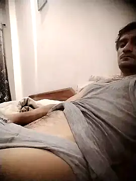 Snapshot of Rajat14111996 chatting on February 14, 2025, 10:49 am Rajat14111996 online show from February 14, 2025, 10:49 am