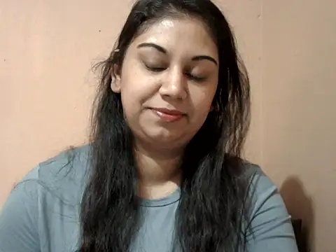 bellachow10 online show from June 1, 2026, 6:02 am