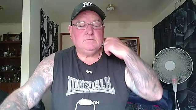 Snapshot of HOTANAL chatting on March 18, 2026, 1:09 am HOTANAL online show from March 18, 2026, 1:09 am