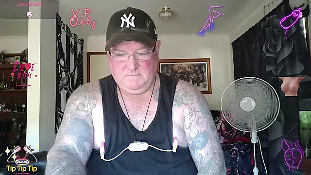 Snapshot of HOTANAL chatting on April 28, 2026, 2:27 am HOTANAL online show from April 28, 2026, 2:27 am