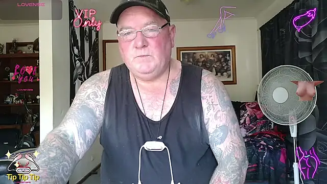 Snapshot of HOTANAL chatting on April 29, 2026, 1:43 am HOTANAL online show from April 29, 2026, 1:43 am