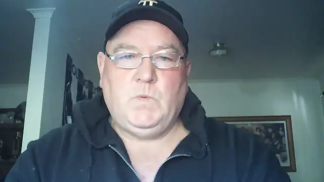 Snapshot of HOTANAL chatting on November 9, 2025, 10:14 pm HOTANAL online show from November 9, 2025, 10:14 pm