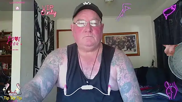 Snapshot of HOTANAL chatting on May 11, 2026, 2:35 am HOTANAL online show from May 11, 2026, 2:35 am