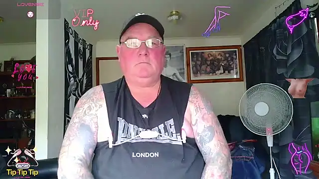 Snapshot of HOTANAL chatting on May 25, 2026, 2:33 am HOTANAL online show from May 25, 2026, 2:33 am
