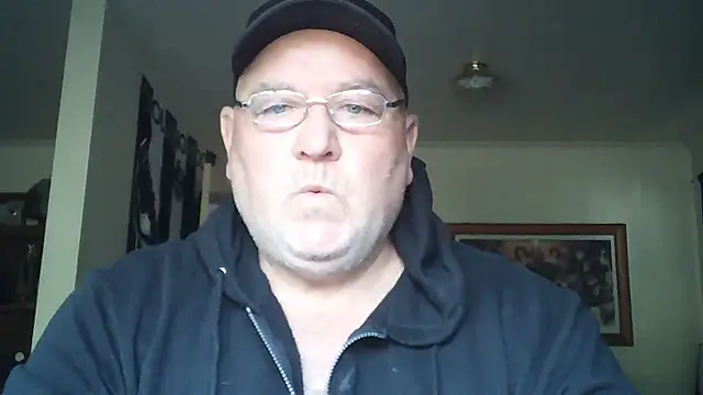 Snapshot of HOTANAL chatting on October 23, 2025, 10:30 pm HOTANAL online show from October 23, 2025, 10:30 pm