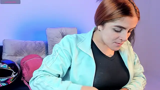 kimbrownn online show from November 28, 2025, 11:27 pm