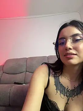Snapshot of sophie_cute66 chatting on April 19, 2026, 8:15 am sophie cute66 online show from April 19, 2026, 8:15 am