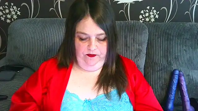 HouseWifeWhore Milf online show from March 29, 2026, 3:13 pm