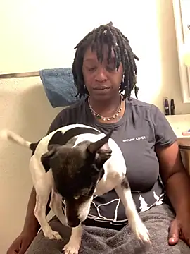markquanna online show from May 23, 2026, 1:37 am