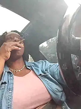 markquanna online show from December 19, 2025, 6:21 pm